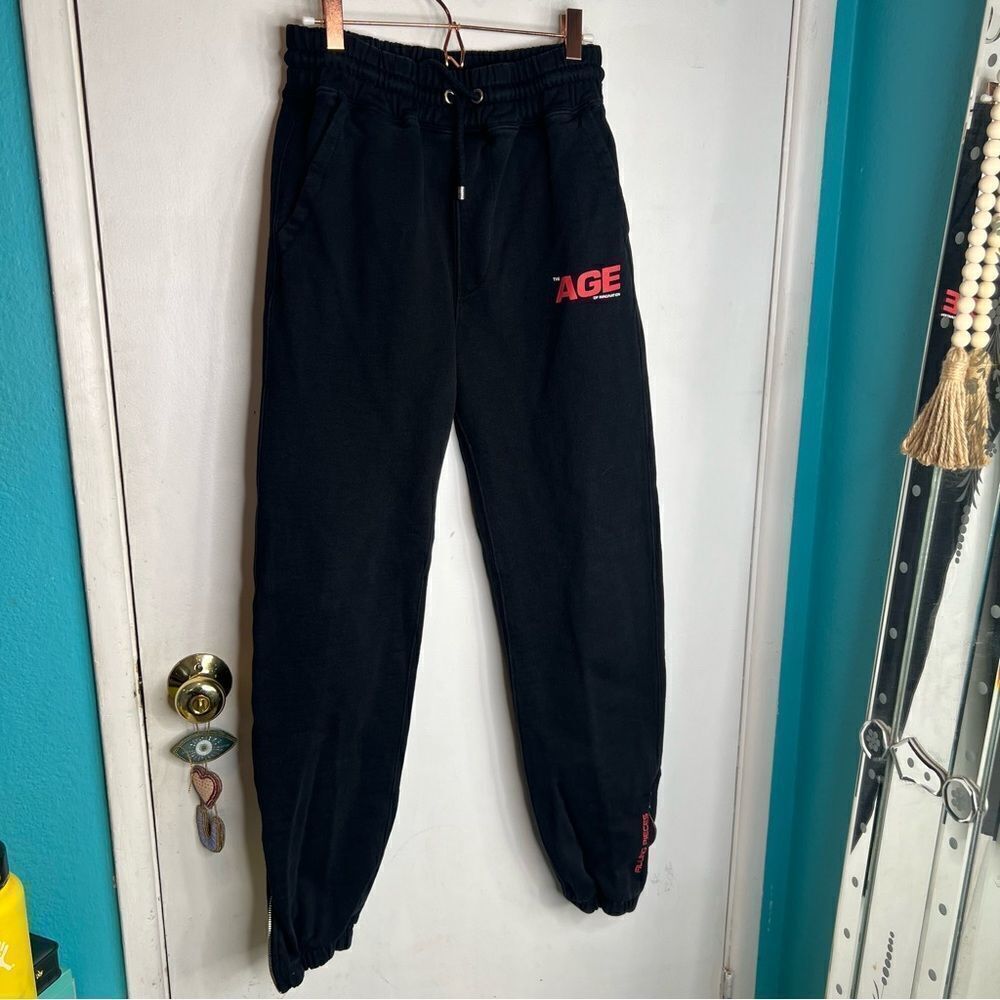 Filling Pieces Black Age Lounge Pants zipper on bottom